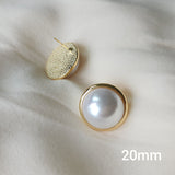 Big Pearl Studs | Style No. 240