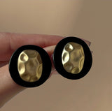 Gold Stud Earrings With Black Color | Style No. 142