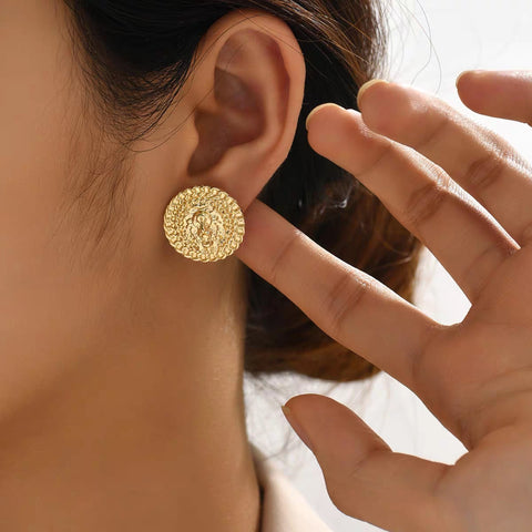 Stud Earrings With Lion Pattern | Style No. 133